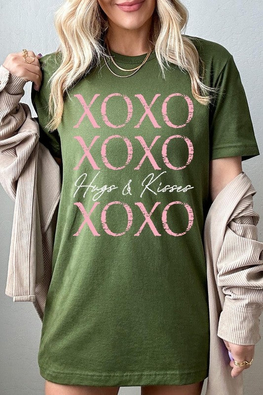 XOXO Graphic Tee