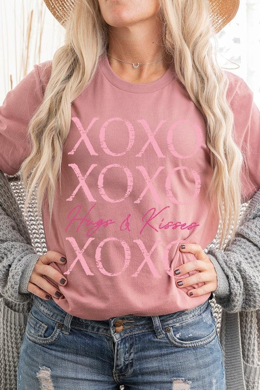 XOXO Graphic Tee