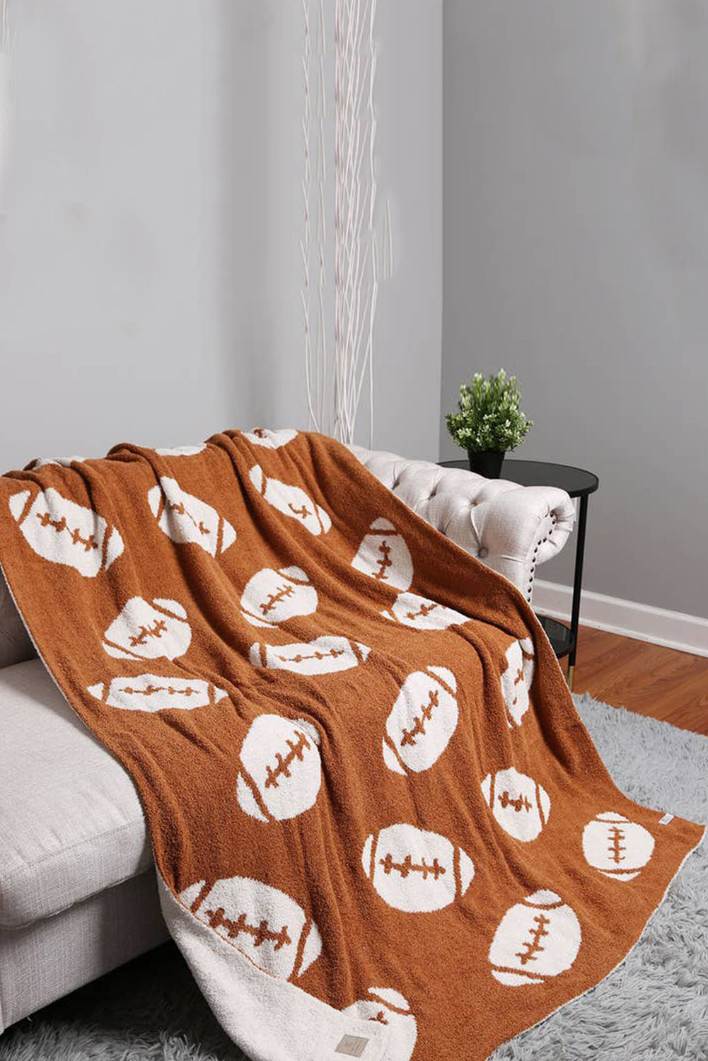 Chestnut Rugby Football Pattern Color Block Fleece Blanket 127*152cm