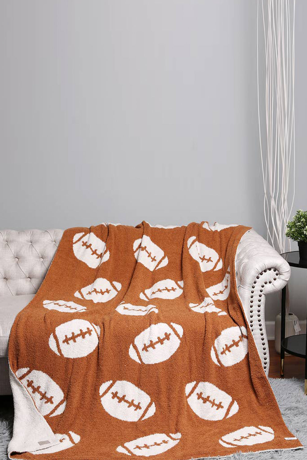 Chestnut Rugby Football Pattern Color Block Fleece Blanket 127*152cm