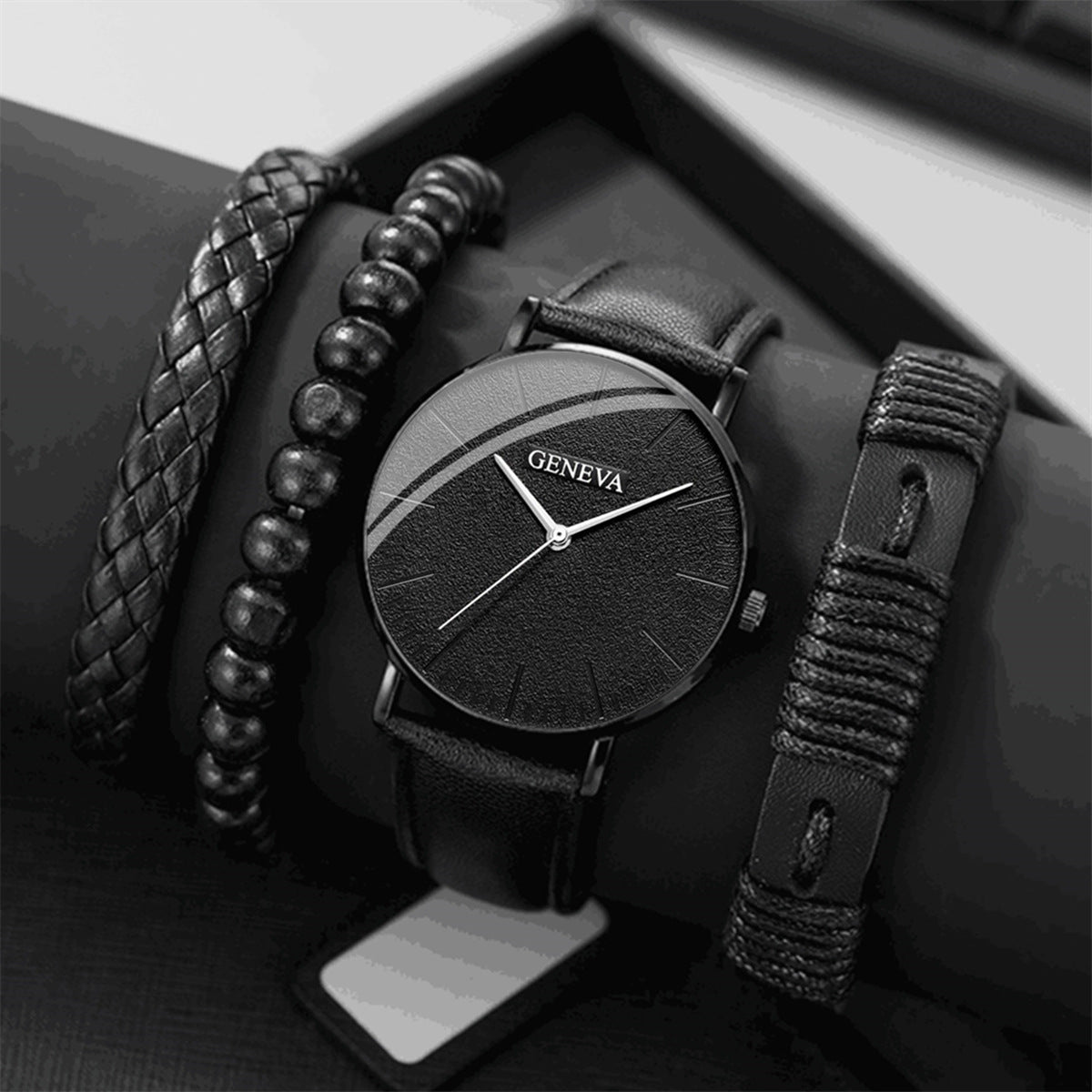 Men's Gift Set Quartz Watch and a Bracelet