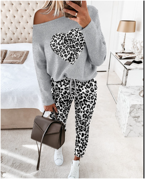 2 Piece Heart Leopard Print Tracksuits Set Skew Neck Long Sleeve Top Pants Sets with Pockets