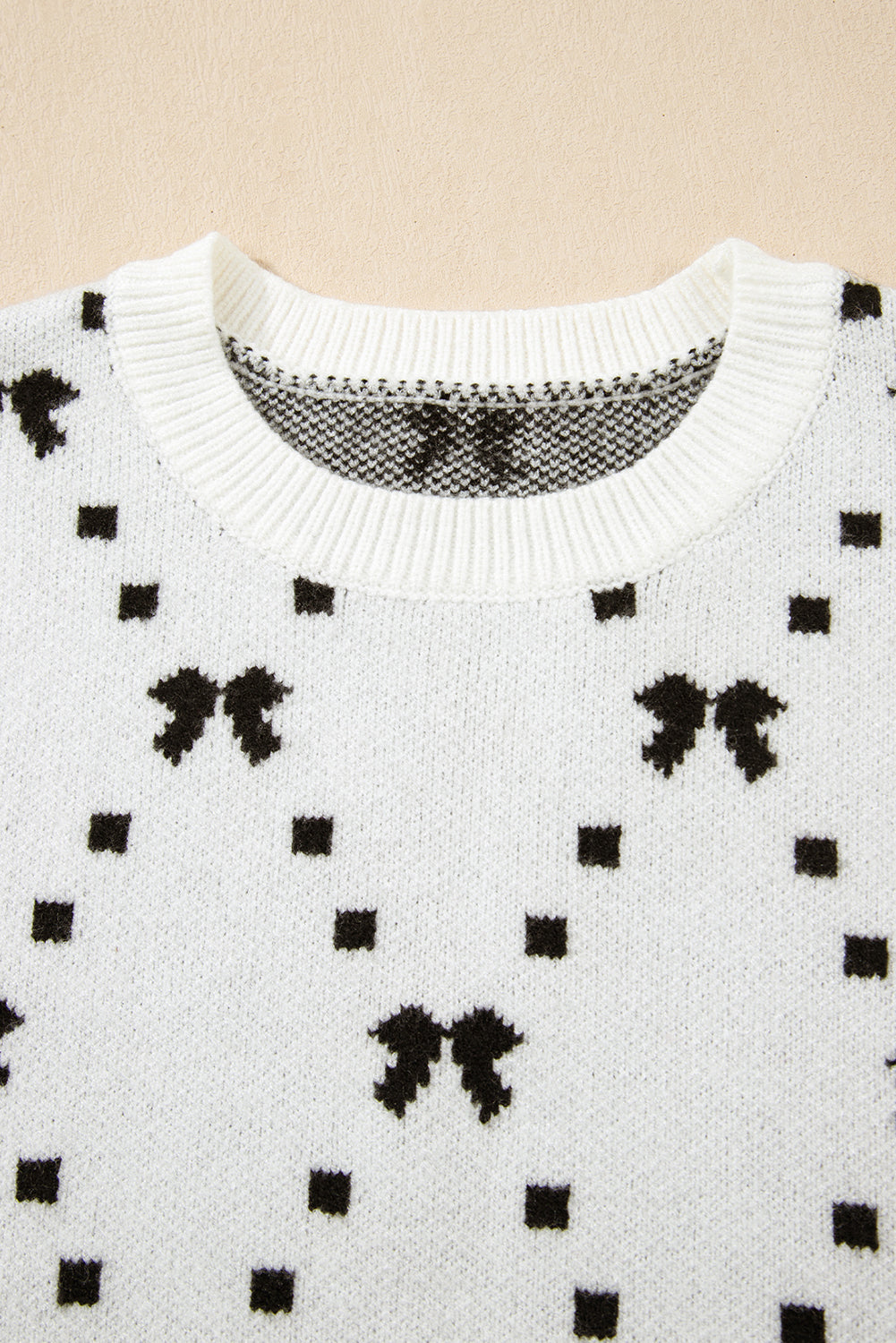 White Bow Pattern Buttoned Side Knit Top